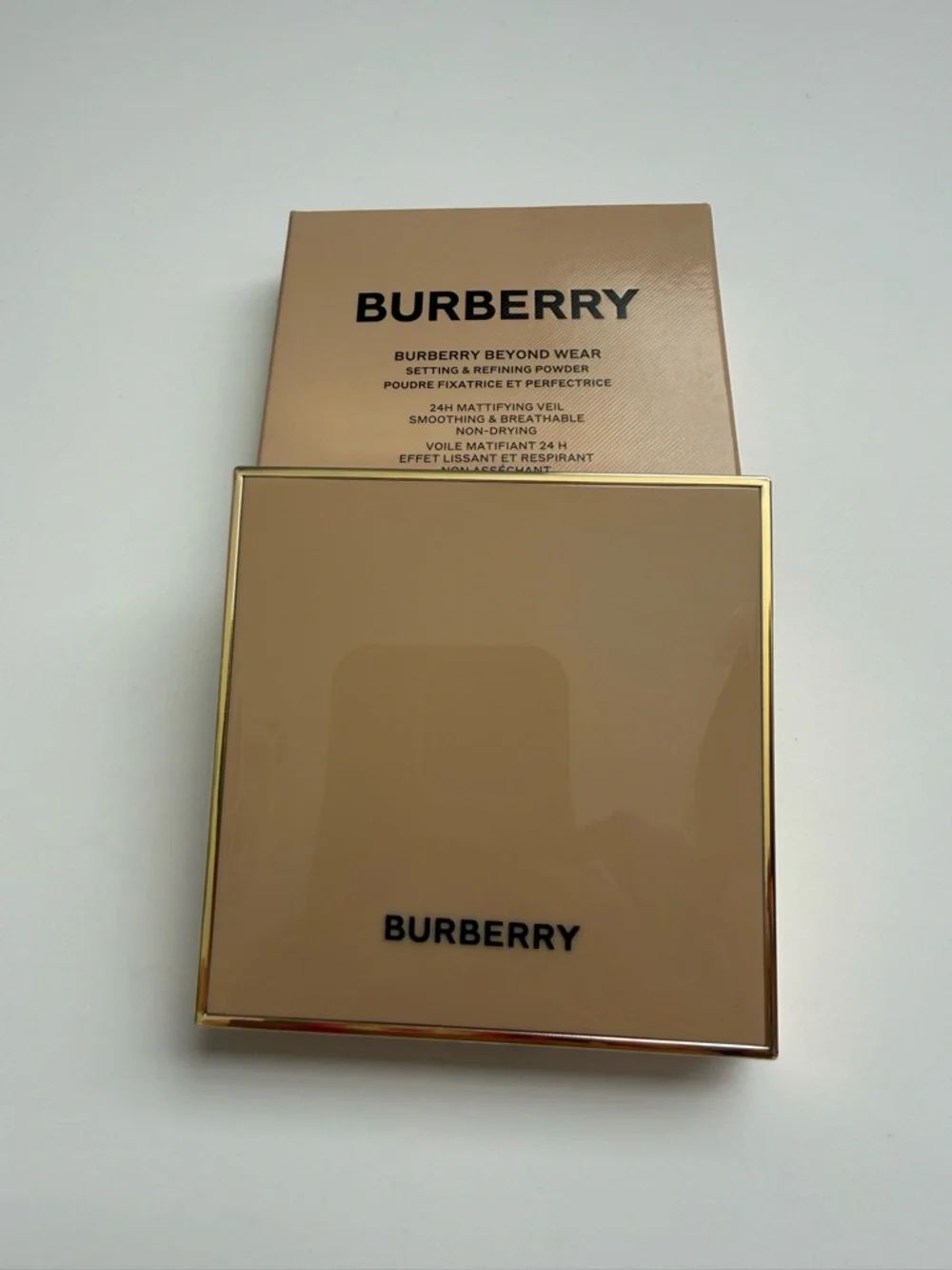 Burberry Compact Powder 02 medium